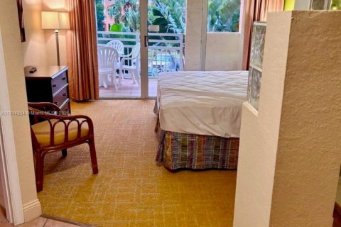 Condominio en alquiler en Weston, Florida, 1 dormitorio, 78.97 m2 № 1970183 - foto 6