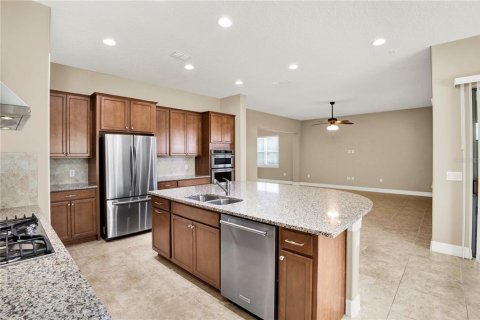Villa ou maison à vendre à Orlando, Floride: 5 chambres, 367.34 m2 № 2312633 - photo 13