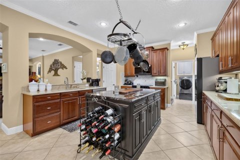 House in Mount Dora, Florida 5 bedrooms, 411.09 sq.m. № 2157801 - photo 25