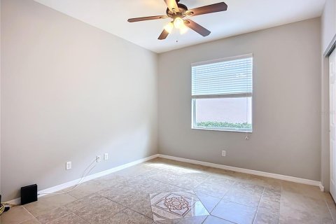 House in Wimauma, Florida 3 bedrooms, 158.77 sq.m. № 1681863 - photo 25