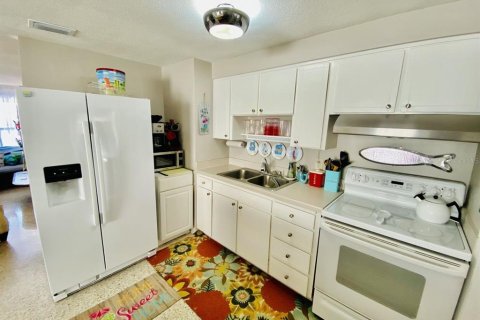Apartamento en alquiler en New Smyrna Beach, Florida, 2 dormitorios, 95.32 m2 № 1554589 - foto 5