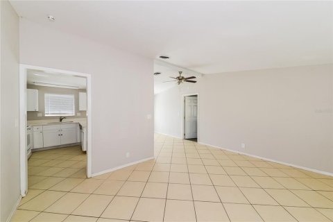 Casa en alquiler en Bradenton, Florida, 4 dormitorios, 115.94 m2 № 1865994 - foto 5
