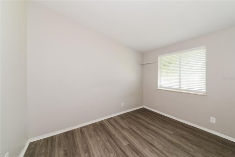 Casa en alquiler en Bradenton, Florida, 4 dormitorios, 115.94 m2 № 1865994 - foto 12