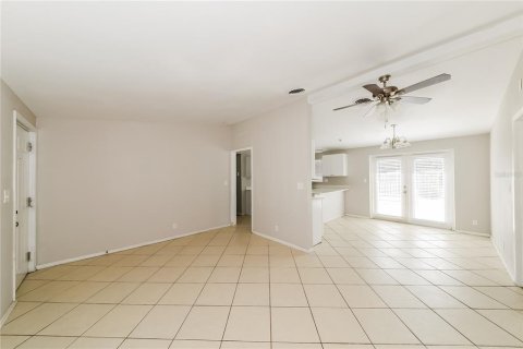 Casa en alquiler en Bradenton, Florida, 4 dormitorios, 115.94 m2 № 1865994 - foto 4