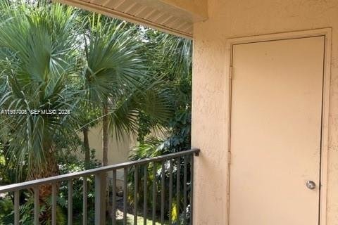 Снять в аренду квартиру в Санрайз, Флорида 2 спальни, 95.13м2, № 2058852 - фото 8