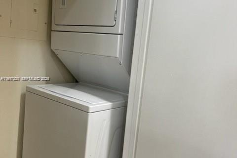 Снять в аренду квартиру в Санрайз, Флорида 2 спальни, 95.13м2, № 2058852 - фото 16