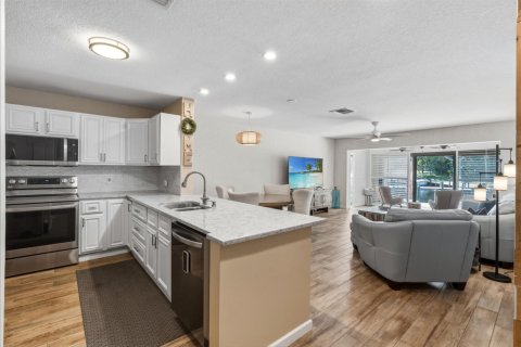 Adosado en venta en Palm Beach Gardens, Florida, 3 dormitorios, 140.65 m2 № 2327847 - foto 13