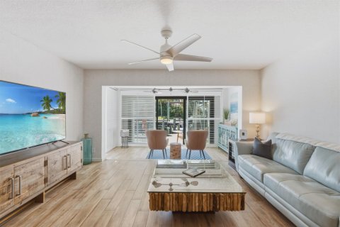 Adosado en venta en Palm Beach Gardens, Florida, 3 dormitorios, 140.65 m2 № 2327847 - foto 9