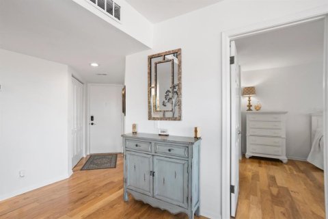 Condominio en alquiler en Saint Petersburg, Florida, 2 dormitorios, 97.55 m2 № 1886243 - foto 16
