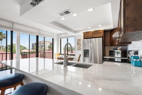 Condominio en alquiler en Saint Petersburg, Florida, 2 dormitorios, 97.55 m2 № 1886243 - foto 7