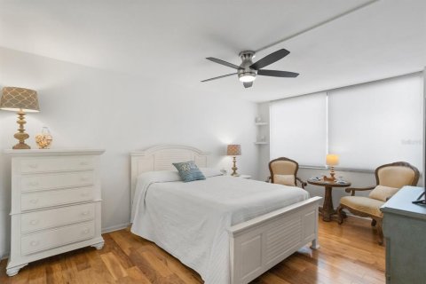 Condominio en alquiler en Saint Petersburg, Florida, 2 dormitorios, 97.55 m2 № 1886243 - foto 17