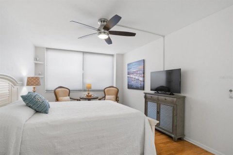 Condominio en alquiler en Saint Petersburg, Florida, 2 dormitorios, 97.55 m2 № 1886243 - foto 19