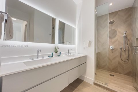 Touwnhouse à louer à Miami, Floride: 4 chambres, 256.13 m2 № 1945684 - photo 20