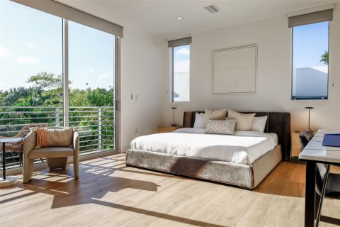 Touwnhouse à louer à Miami, Floride: 4 chambres, 256.13 m2 № 1945684 - photo 13