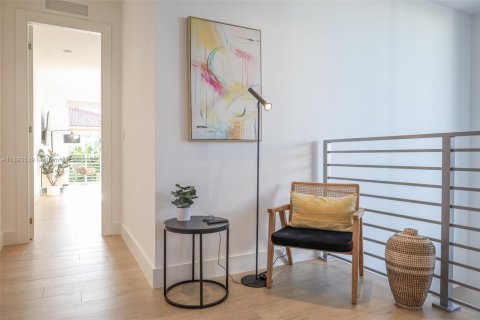 Touwnhouse à louer à Miami, Floride: 4 chambres, 256.13 m2 № 1945684 - photo 29