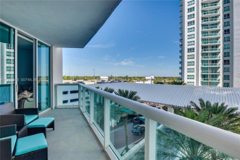 Condominio en alquiler en South Daytona, Florida, 3 dormitorios, 193.14 m2 № 2055755 - foto 25