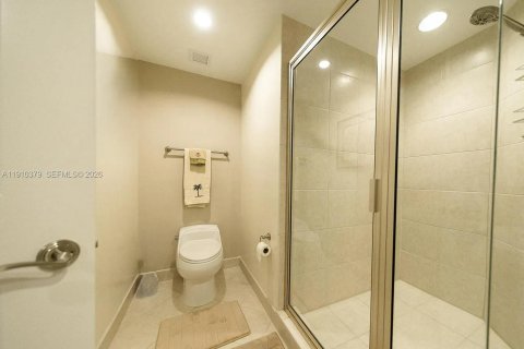 Condominio en alquiler en South Daytona, Florida, 3 dormitorios, 193.14 m2 № 2055755 - foto 18