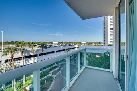 Condominio en alquiler en South Daytona, Florida, 3 dormitorios, 193.14 m2 № 2055755 - foto 27