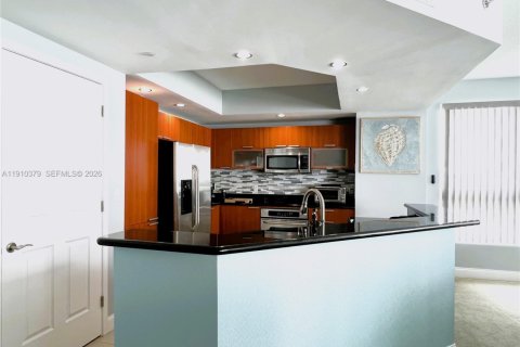 Condominio en alquiler en South Daytona, Florida, 3 dormitorios, 193.14 m2 № 2055755 - foto 10