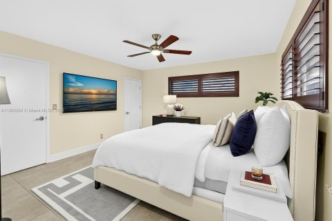 Villa ou maison à louer à Hollywood, Floride: 4 chambres, 159.51 m2 № 1965537 - photo 19