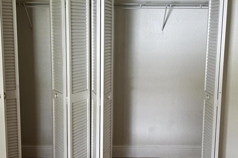 Купить кондоминиум в Уэст-Палм-Бич, Флорида 3 комнаты, 83.98м2, № 2085631 - фото 16