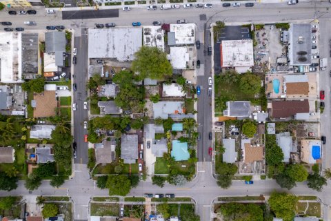 Casa en venta en West Palm Beach, Florida, 3 dormitorios, 123.93 m2 № 2175336 - foto 27