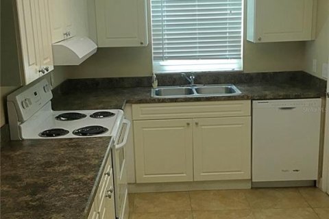 Copropriété à louer à Orlando, Floride: 2 chambres, 84.08 m2 № 2418981 - photo 5