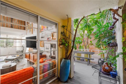 Купить кондоминиум в Майами-Бич, Флорида 3 спальни, 196.95м2, № 2053507 - фото 20