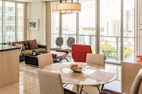 Condominio en alquiler en Miami, Florida, 2 dormitorios, 102.84 m2 № 1999807 - foto 6