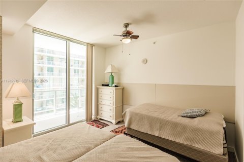 Condominio en alquiler en Miami, Florida, 2 dormitorios, 102.84 m2 № 1999807 - foto 25