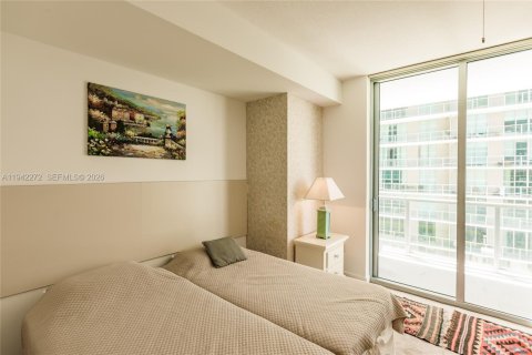 Condominio en alquiler en Miami, Florida, 2 dormitorios, 102.84 m2 № 1999807 - foto 24