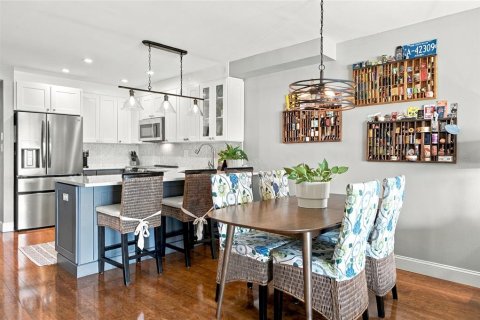 Condo in Tierra Verde, Florida, 3 bedrooms  № 2386120 - photo 16