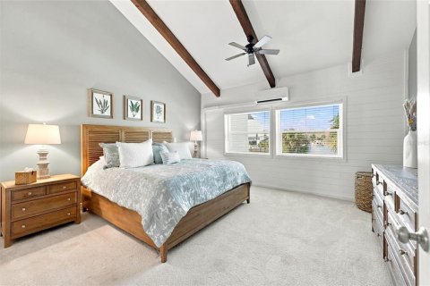 Condo in Tierra Verde, Florida, 3 bedrooms  № 2386120 - photo 28