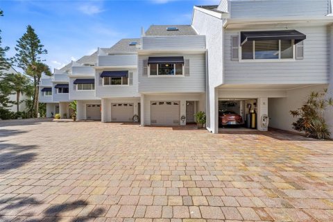 Condo in Tierra Verde, Florida, 3 bedrooms  № 2386120 - photo 5