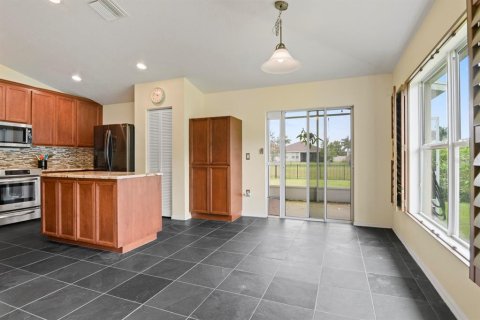 Casa en venta en Apollo Beach, Florida, 3 dormitorios, 169.36 m2 № 1914961 - foto 9