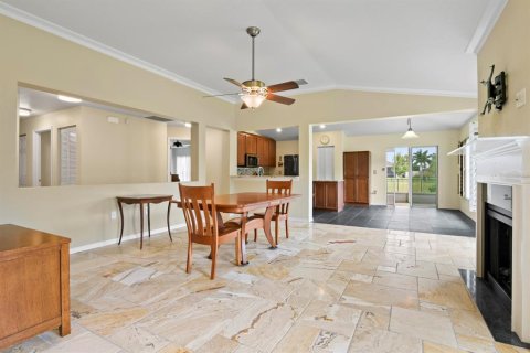 Casa en venta en Apollo Beach, Florida, 3 dormitorios, 169.36 m2 № 1914961 - foto 5