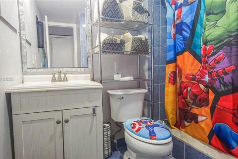 Copropriété à vendre à Lauderhill, Floride: 2 chambres, 144.93 m2 № 1934819 - photo 20