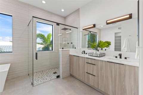 Villa ou maison à vendre à Saint Petersburg, Floride: 5 chambres, 521.65 m2 № 1439380 - photo 30