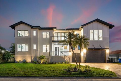 Villa ou maison à vendre à Saint Petersburg, Floride: 5 chambres, 521.65 m2 № 1439380 - photo 5