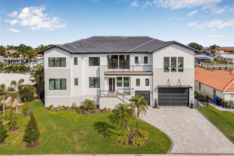 Villa ou maison à vendre à Saint Petersburg, Floride: 5 chambres, 521.65 m2 № 1439380 - photo 7
