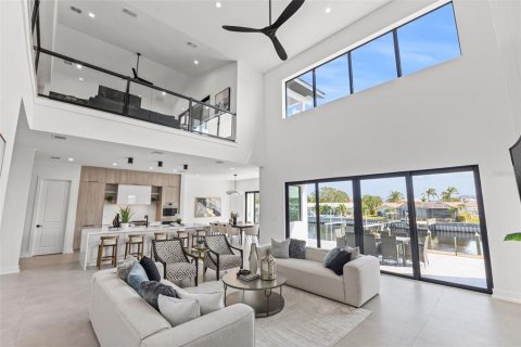 Villa ou maison à vendre à Saint Petersburg, Floride: 5 chambres, 521.65 m2 № 1439380 - photo 25