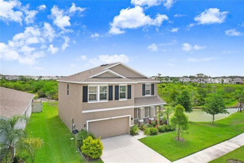 Villa ou maison à vendre à Wesley Chapel, Floride: 4 chambres, 256.04 m2 № 2132986 - photo 2