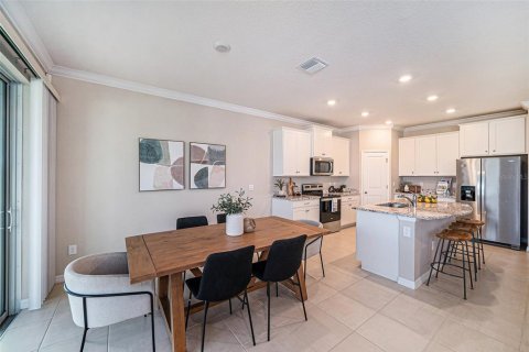 Villa ou maison à vendre à Wesley Chapel, Floride: 4 chambres, 256.04 m2 № 2132986 - photo 11
