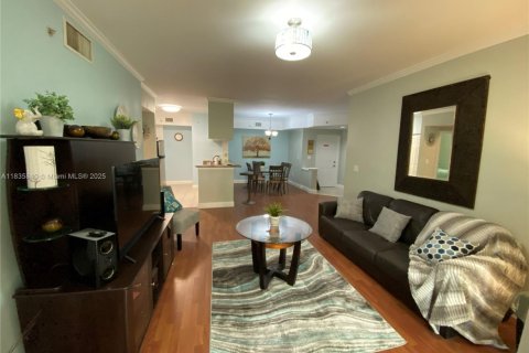 Condo in Sunny Isles Beach, Florida, 3 bedrooms  № 1818677 - photo 22