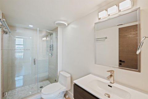 Condominio en venta en Aventura, Florida, 3 dormitorios, 159.23 m2 № 1962281 - foto 8