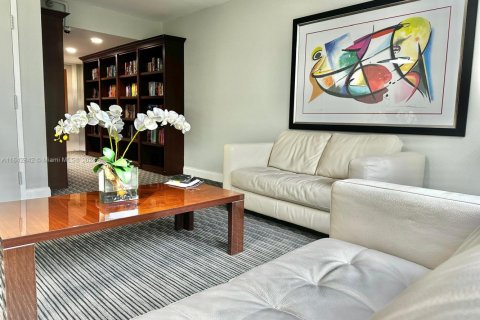 Condominio en venta en Aventura, Florida, 3 dormitorios, 159.23 m2 № 1962281 - foto 29