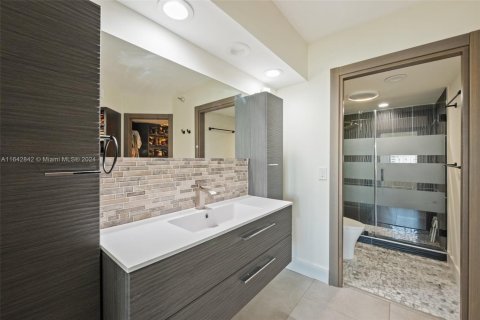 Condominio en venta en Aventura, Florida, 3 dormitorios, 159.23 m2 № 1962281 - foto 24