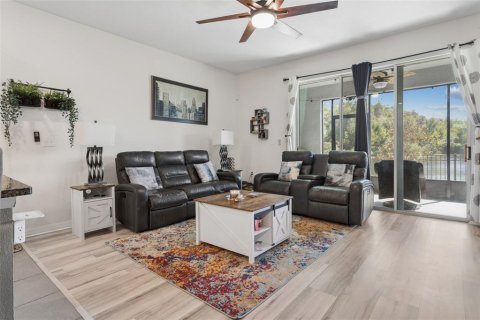 Touwnhouse à vendre à Odessa, Floride: 3 chambres, 155.43 m2 № 2416329 - photo 9