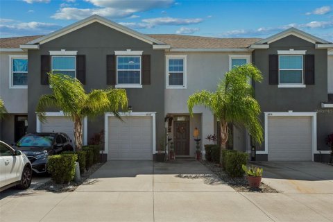 Touwnhouse à Odessa, Floride 3 chambres, 155.43 m2 № 2416329