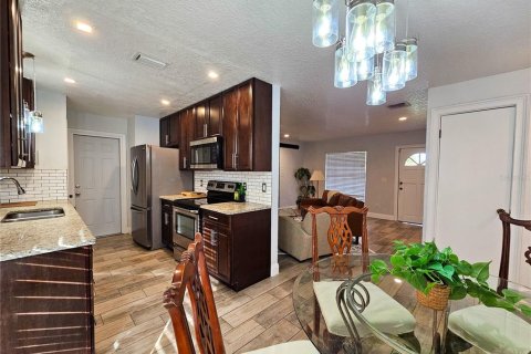 Casa en venta en Winter Springs, Florida, 4 dormitorios, 124.86 m2 № 2267027 - foto 11